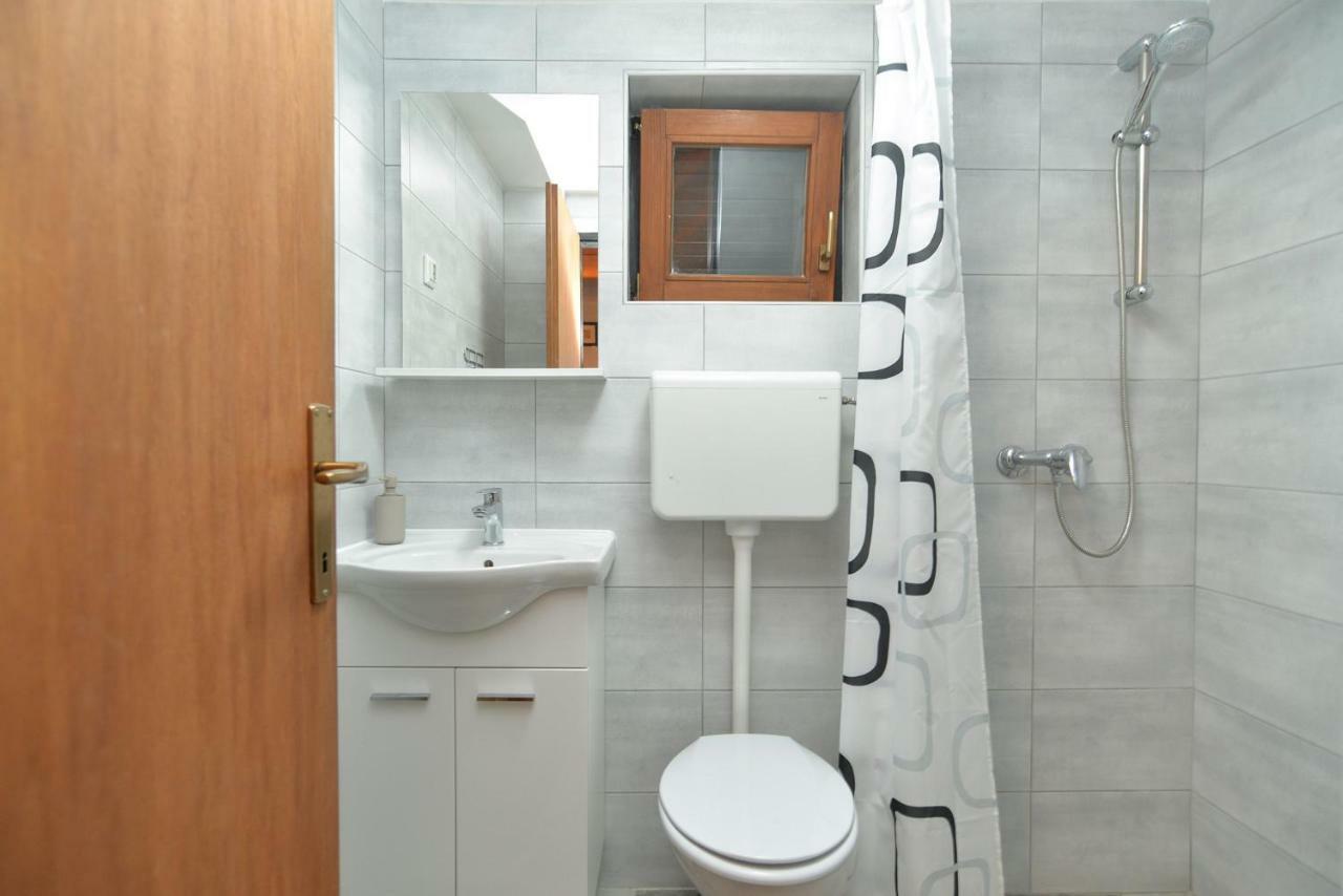 Apartment Mitar 1271 Fažana Εξωτερικό φωτογραφία